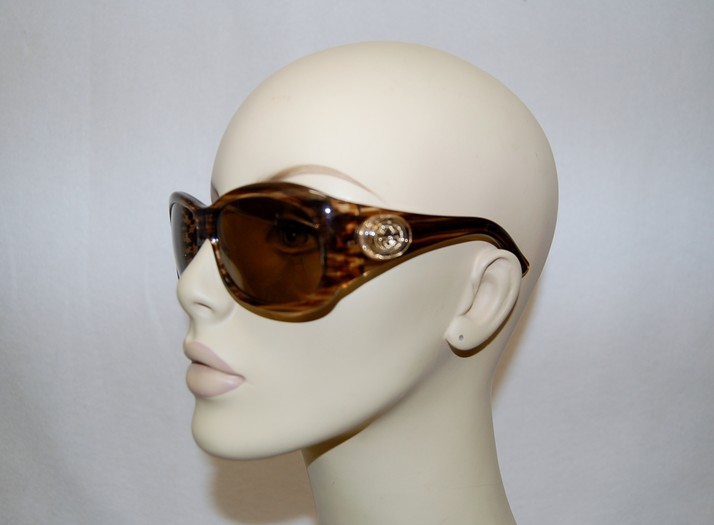 Gucci Tortoise Shell Golden Logo Sunglasses