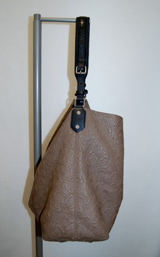Louis Vuitton Antheia Hobo Leather - Taupe/Gray Lambskin