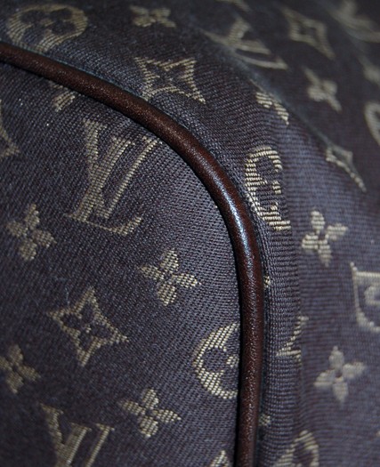 Authentic Louis Vuitton Neverfull Tote MM Fusain Monogram Idylle