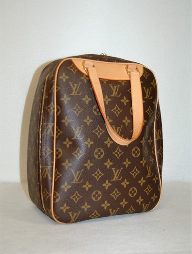 Louis Vuitton Monogram Excursion Shoe bag vintage