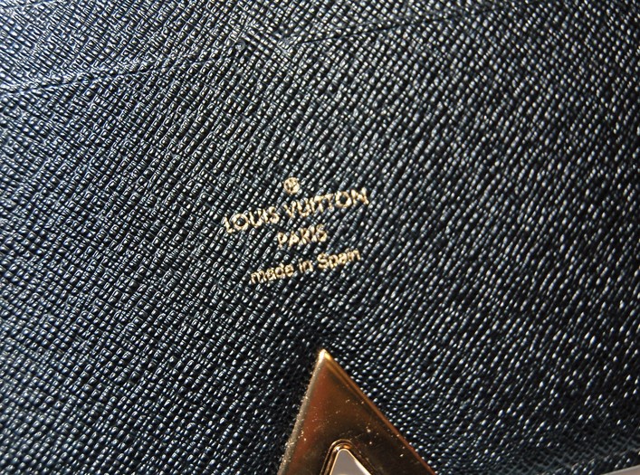 Louis Vuitton - LOUIS VUITTON Monogram Canvas and Black Leather Kimono  Wallet on Designer Wardrobe