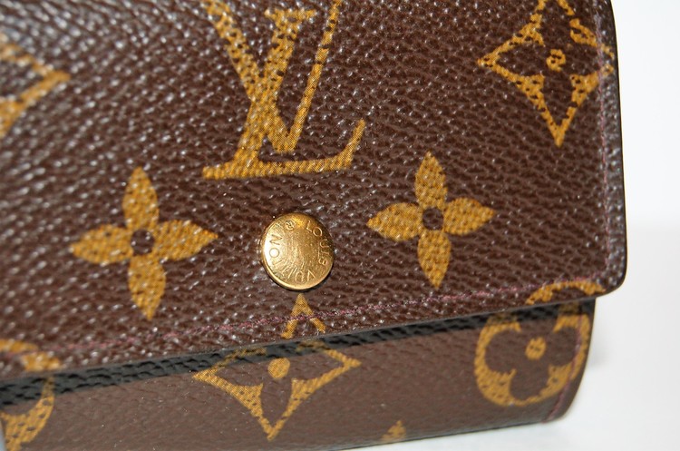 Louis Vuitton Change Bag 