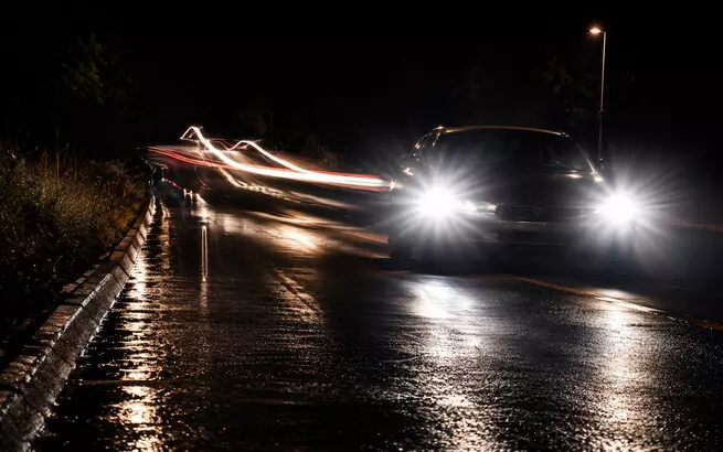 Auto Dimming Mirrors