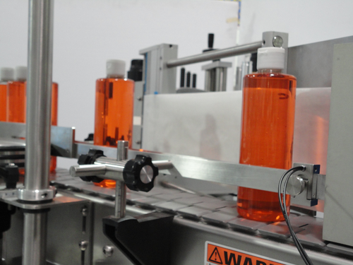 LW-80 High Speed Wrap Labeler (Labelers)