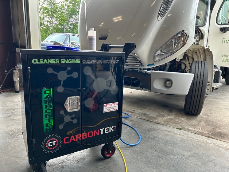 Unlocking Efficiency: The Benefits of CarbonTec Decarbonizing for Engine Cleaning