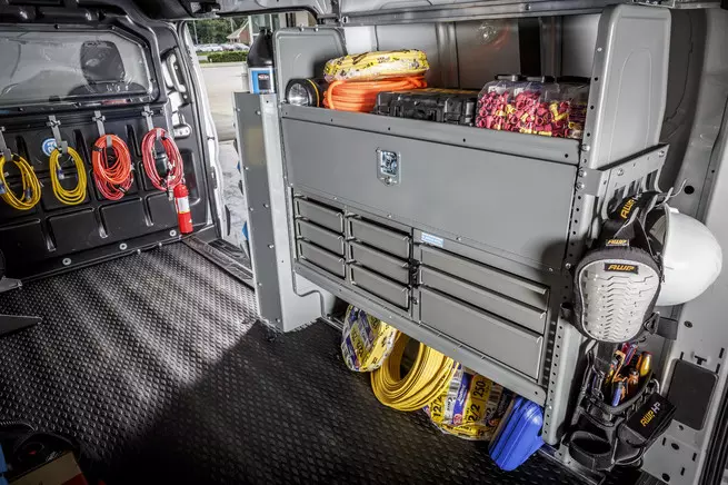 Hybrid Adjustable Series Shelves