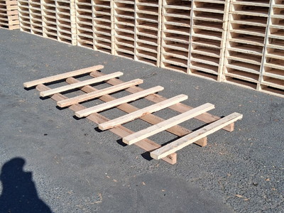 48 x 96" (2-Way) Used Wing Skid Projects.