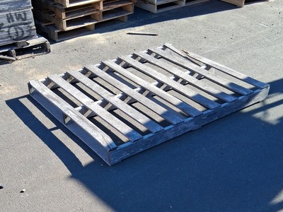 48" x 60" (2-Way) Flush  Used Pallet Projects.
